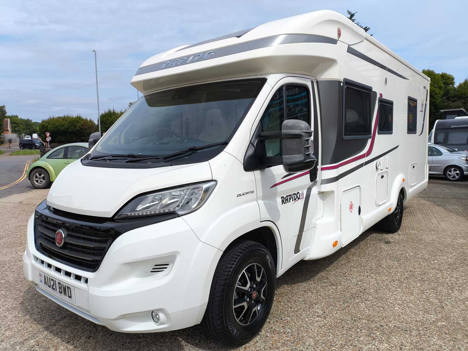 Rapido 665 F 4 berth 4 Belted Luxury Motorhome