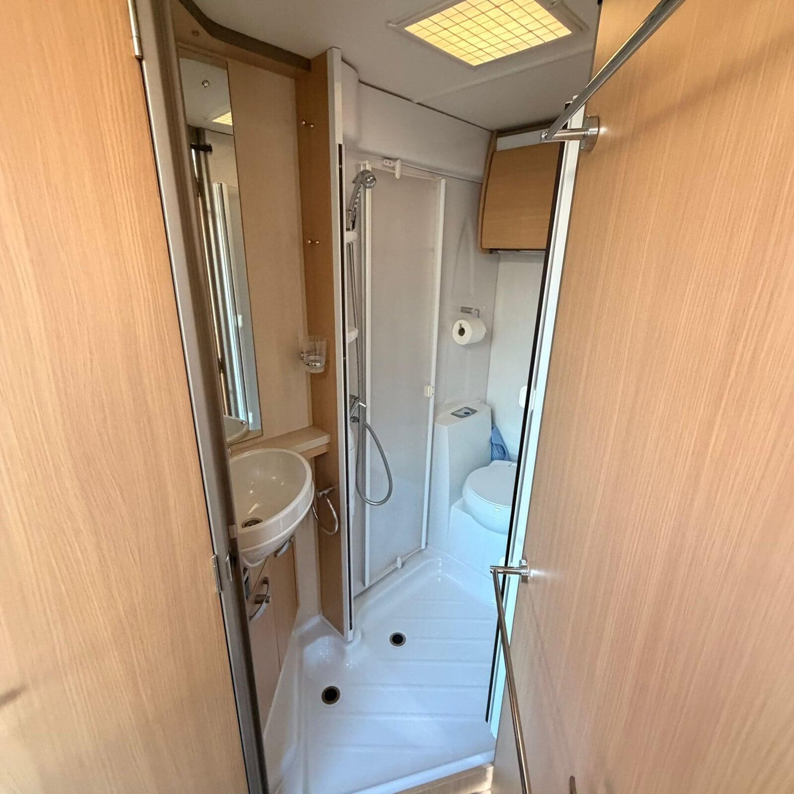 2010 Bessacarr E510 2 Berth 2 Belted Motorhome