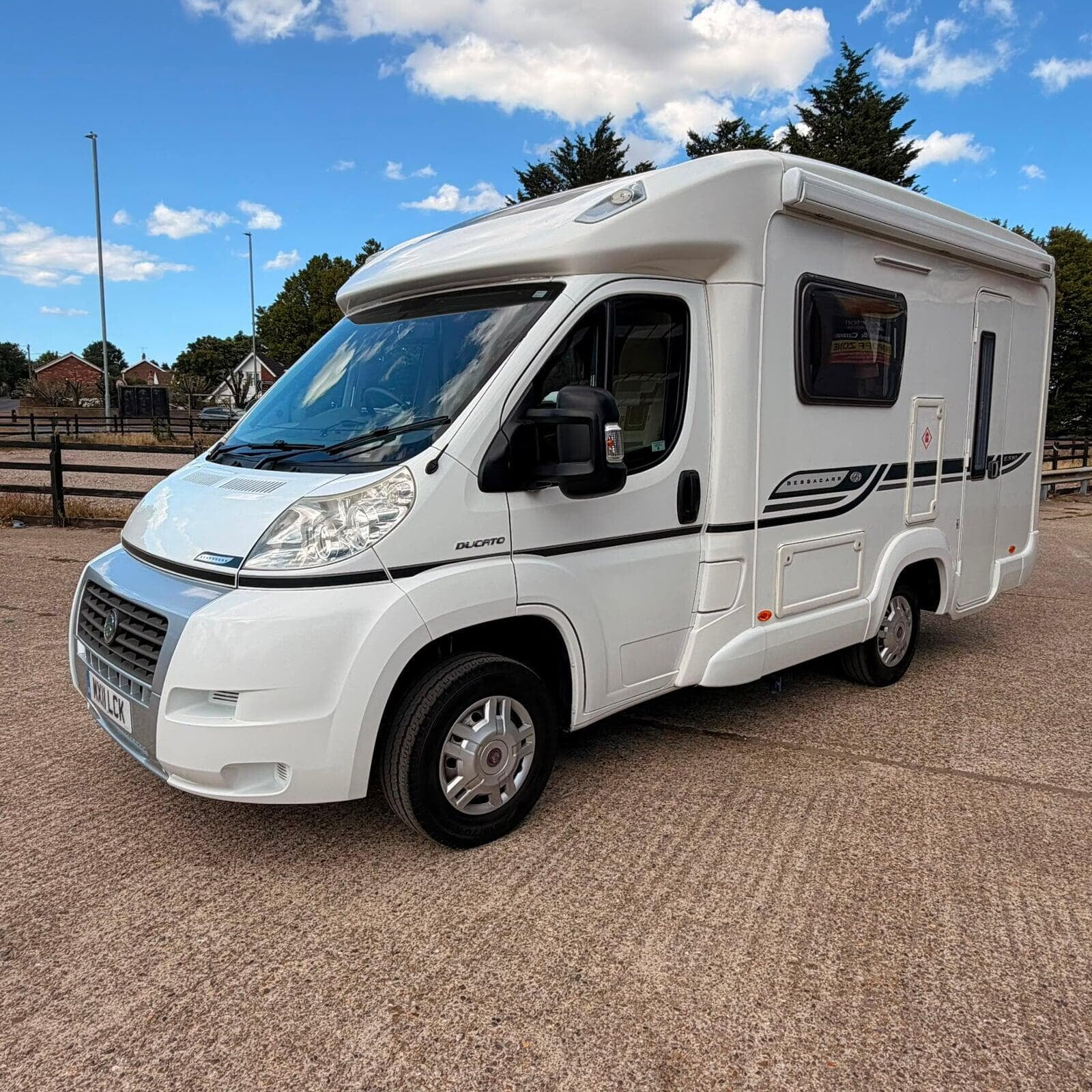 2011 BESSACARR E510 2 Berth 2 Belted Motorhome