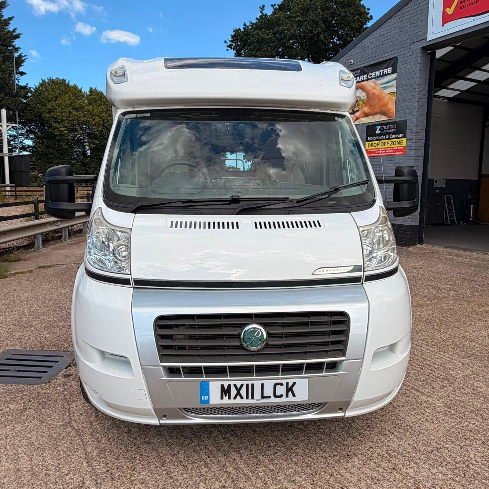 2011 BESSACARR E510 2 Berth 2 Belted Motorhome