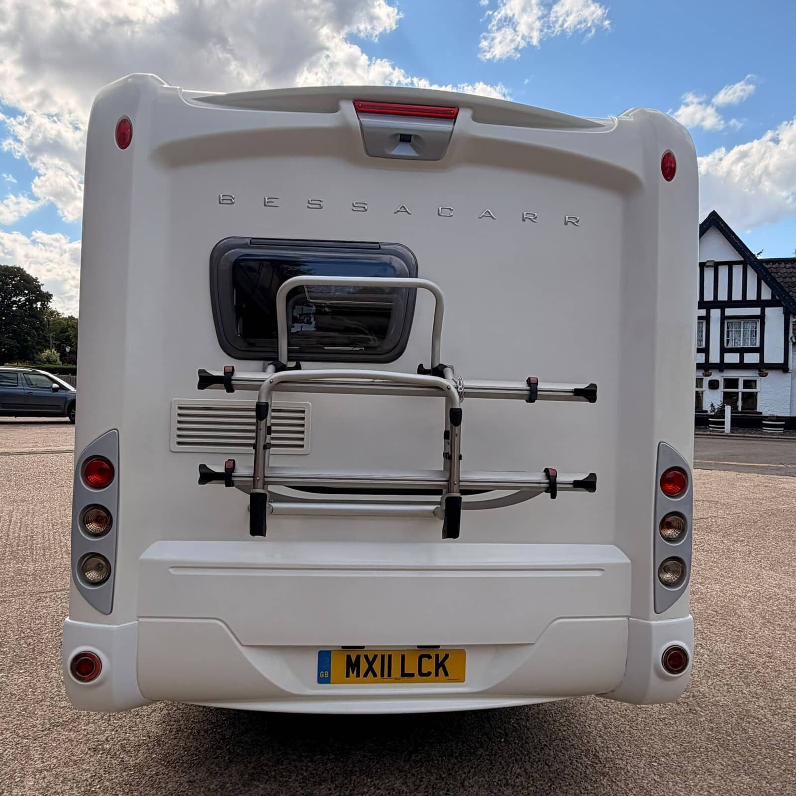 2011 BESSACARR E510 2 Berth 2 Belted Motorhome
