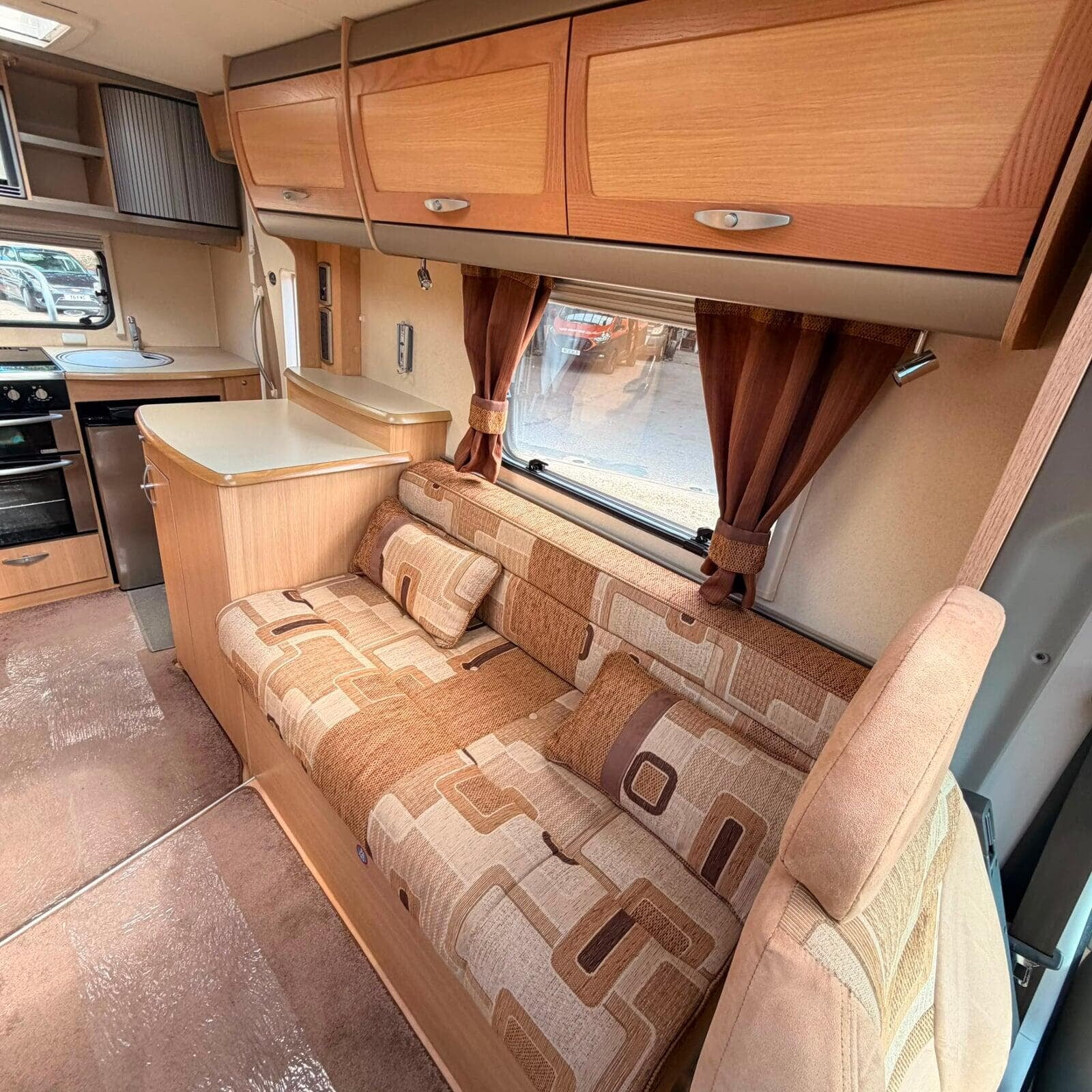 2011 BESSACARR E510 2 Berth 2 Belted Motorhome