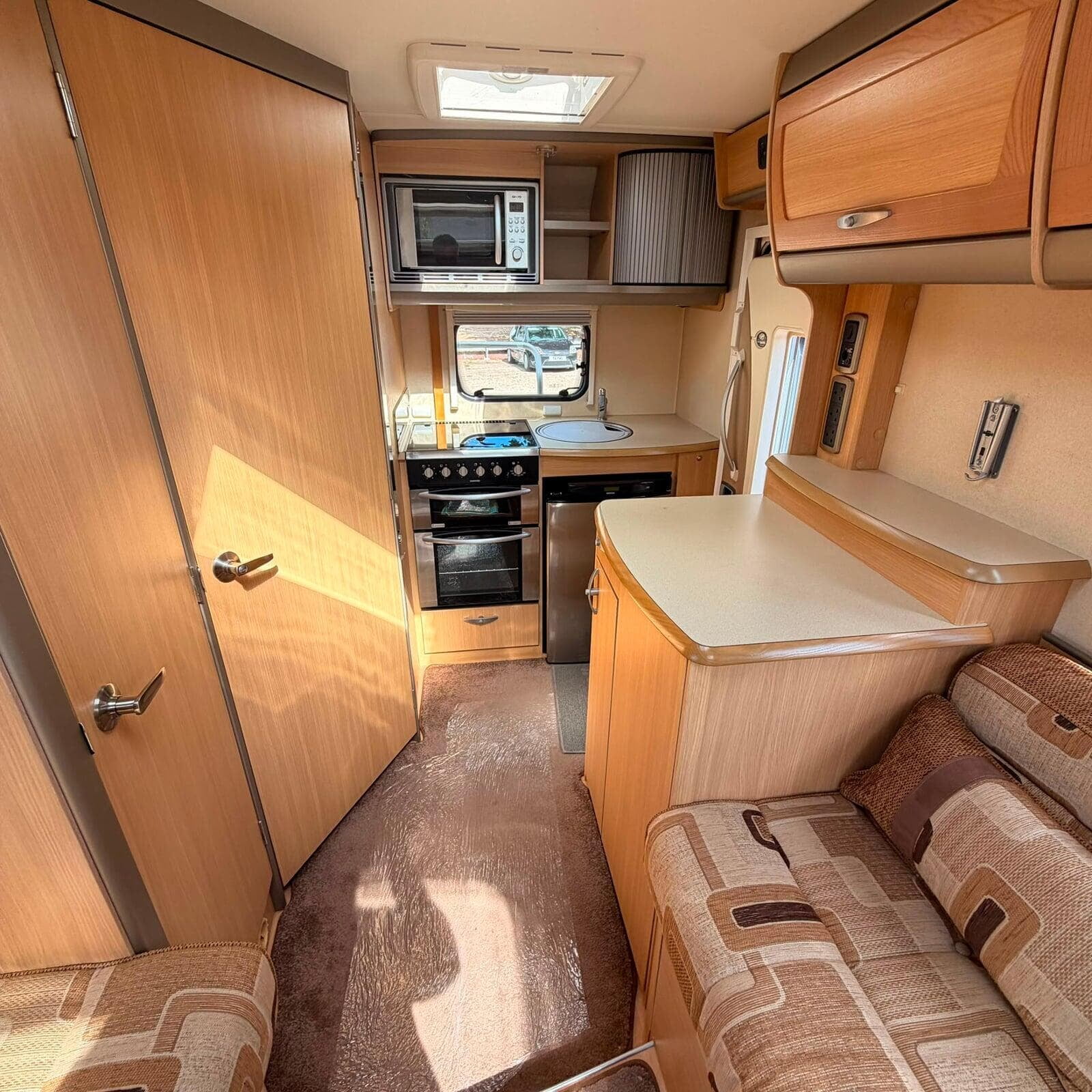 2011 BESSACARR E510 2 Berth 2 Belted Motorhome