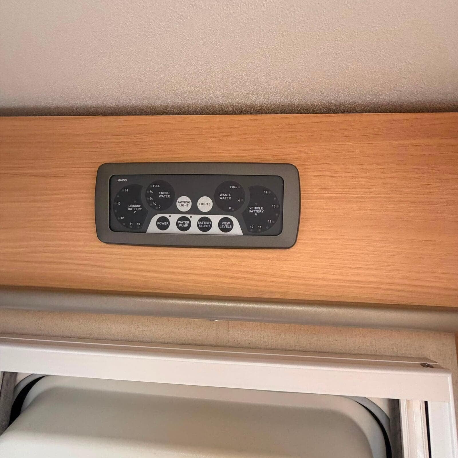 2011 BESSACARR E510 2 Berth 2 Belted Motorhome