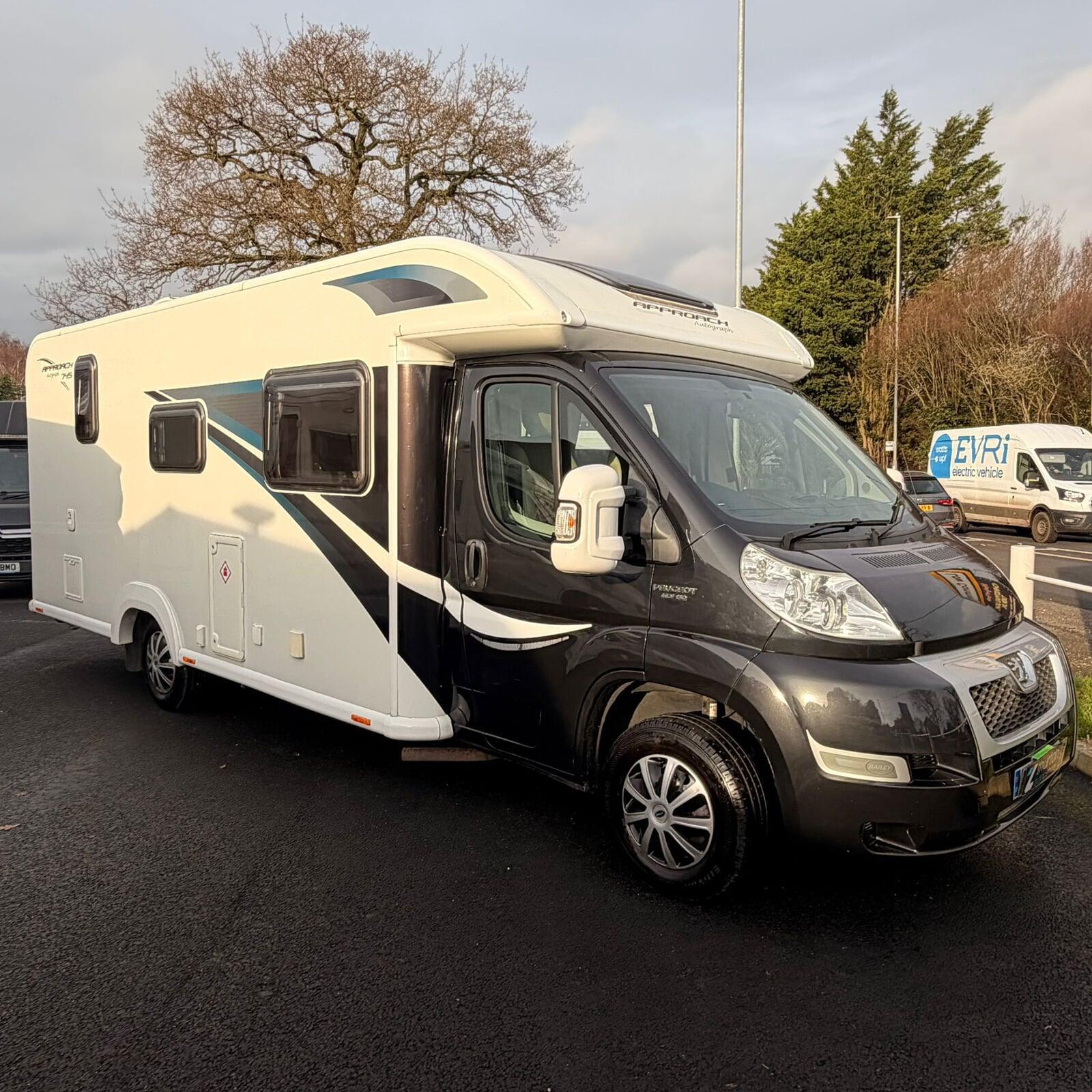 2013 Baily Approach 745 Autograph 4 Berth 4 Belted Motorhome