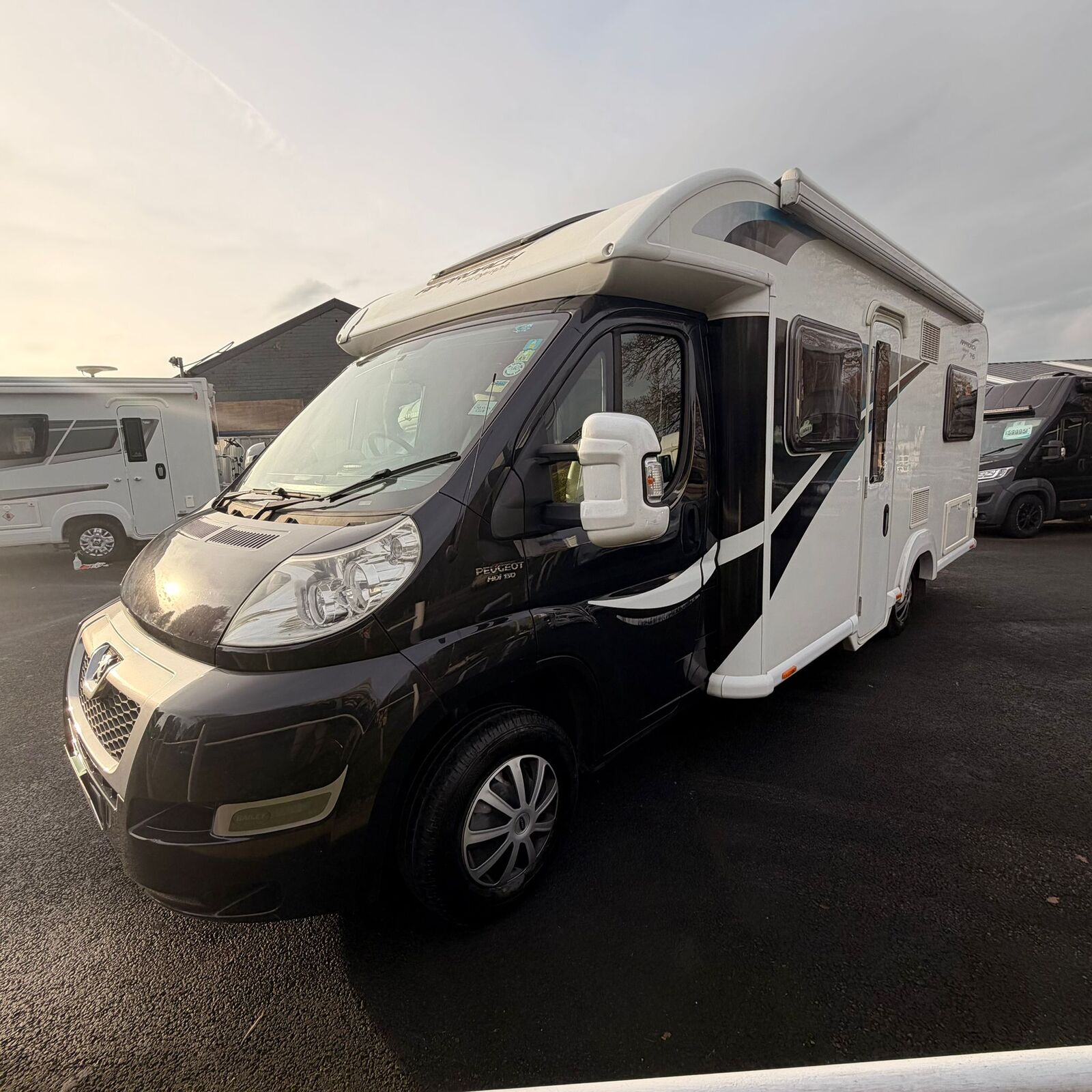 2013 Baily Approach 745 Autograph 4 Berth 4 Belted Motorhome