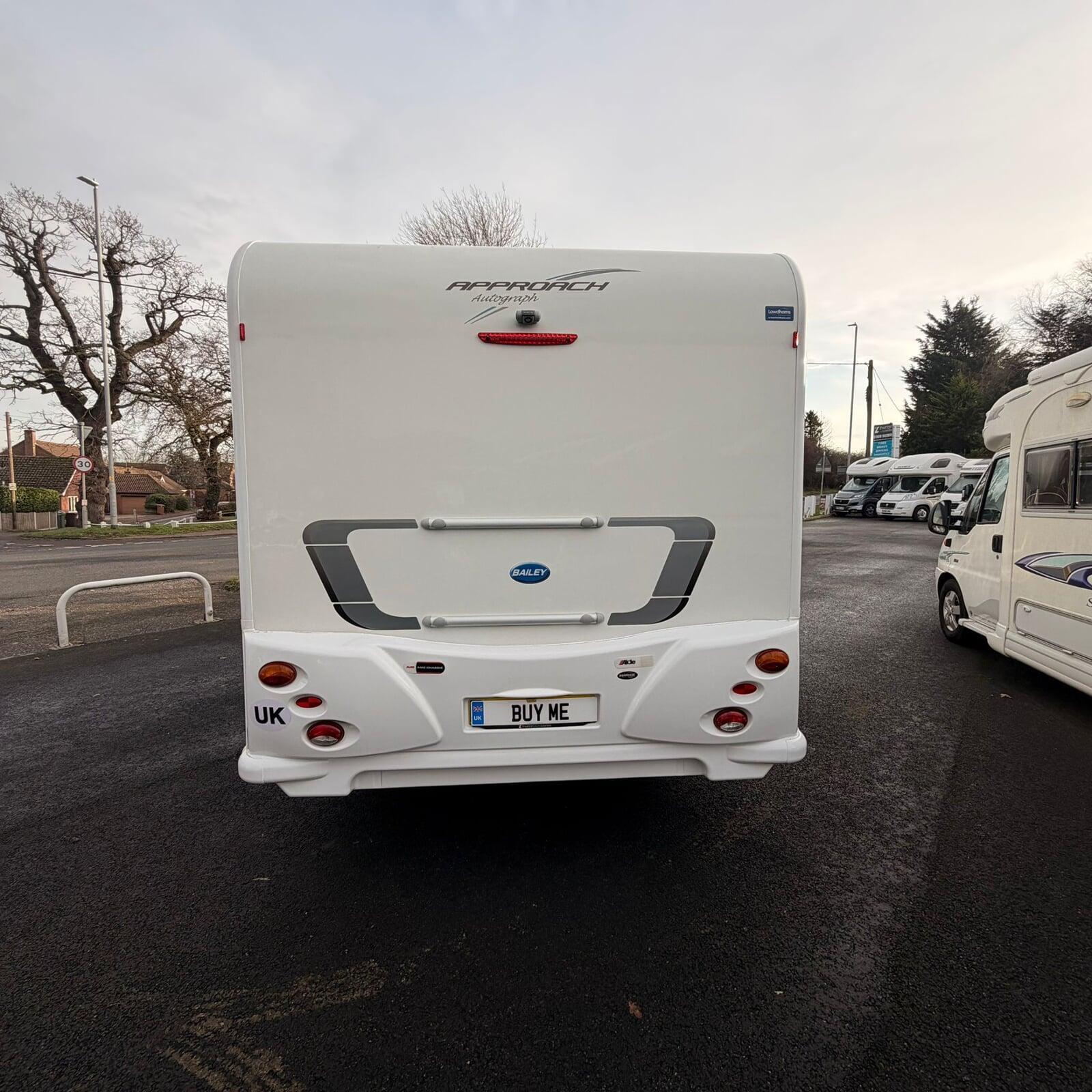 2013 Baily Approach 745 Autograph 4 Berth 4 Belted Motorhome