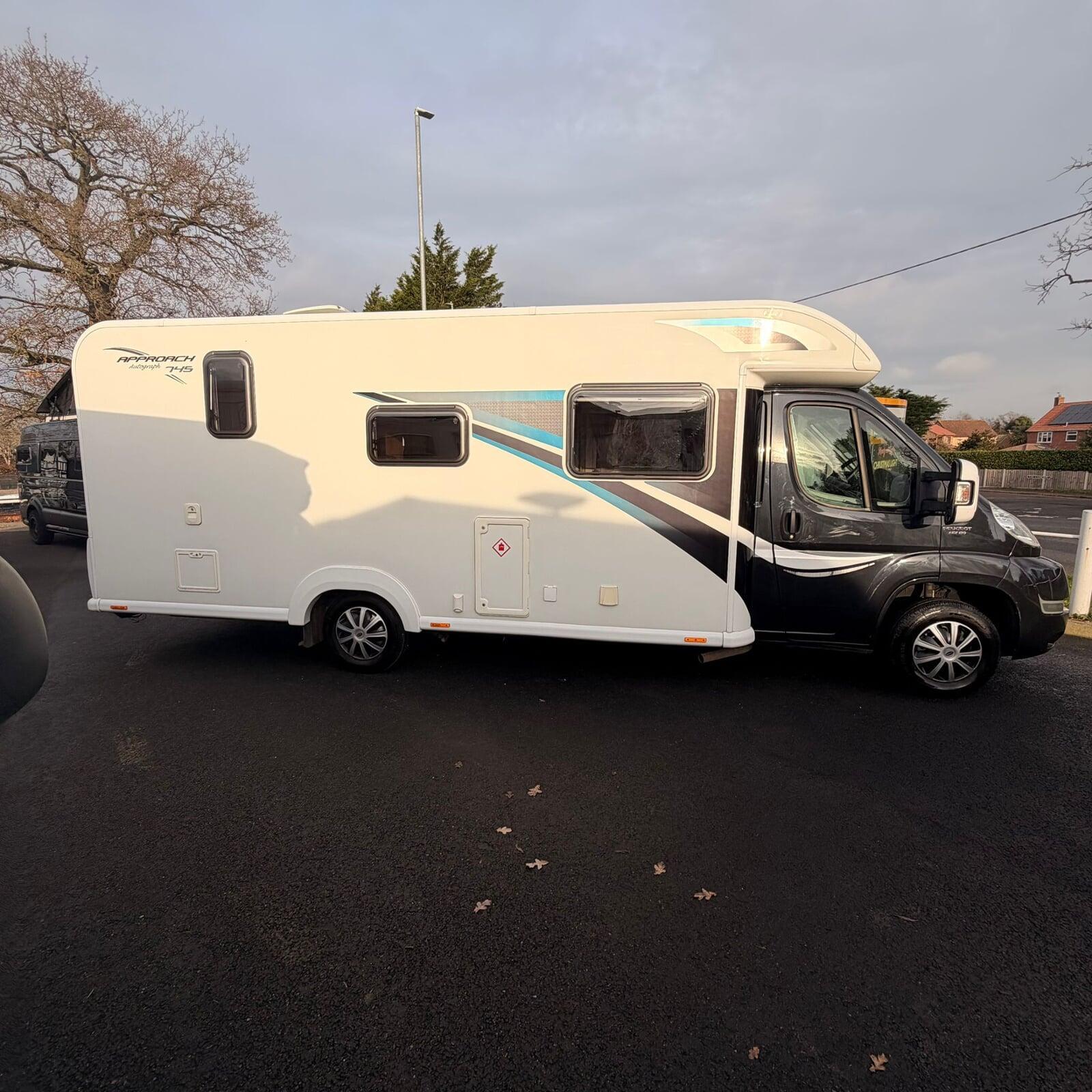 2013 Baily Approach 745 Autograph 4 Berth 4 Belted Motorhome