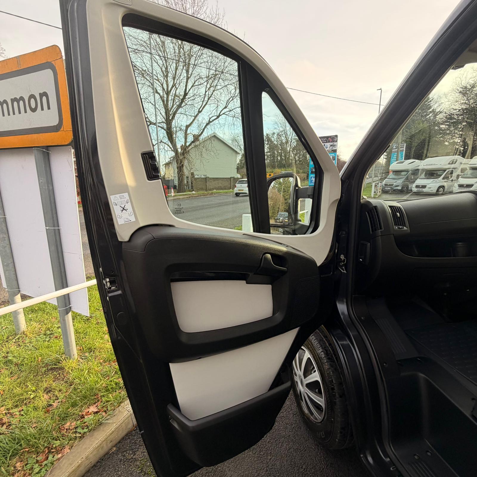 2013 Baily Approach 745 Autograph 4 Berth 4 Belted Motorhome