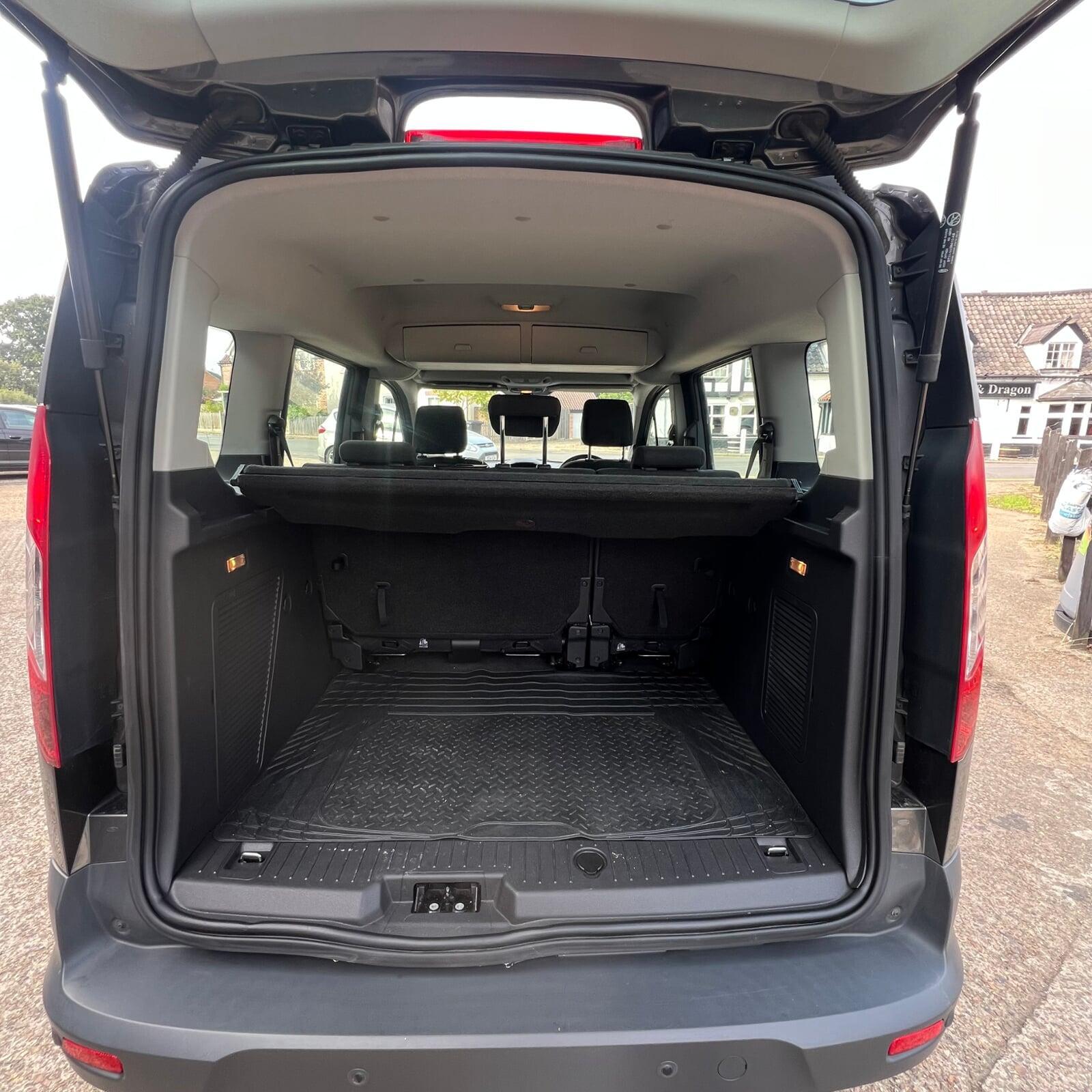 2015 Ford Tourneo Connect Zetec L1  EcoBoost Petrol 6 Speed Manual