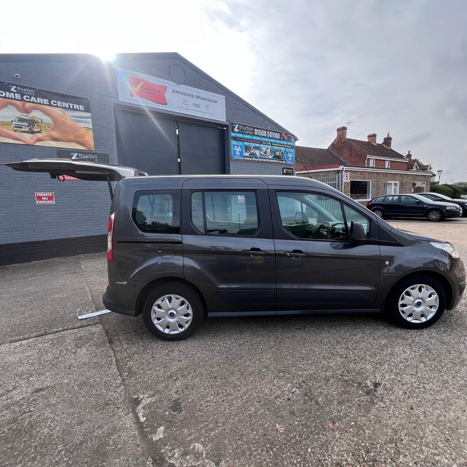 2015 Ford Tourneo Connect Zetec L1  EcoBoost Petrol 6 Speed Manual