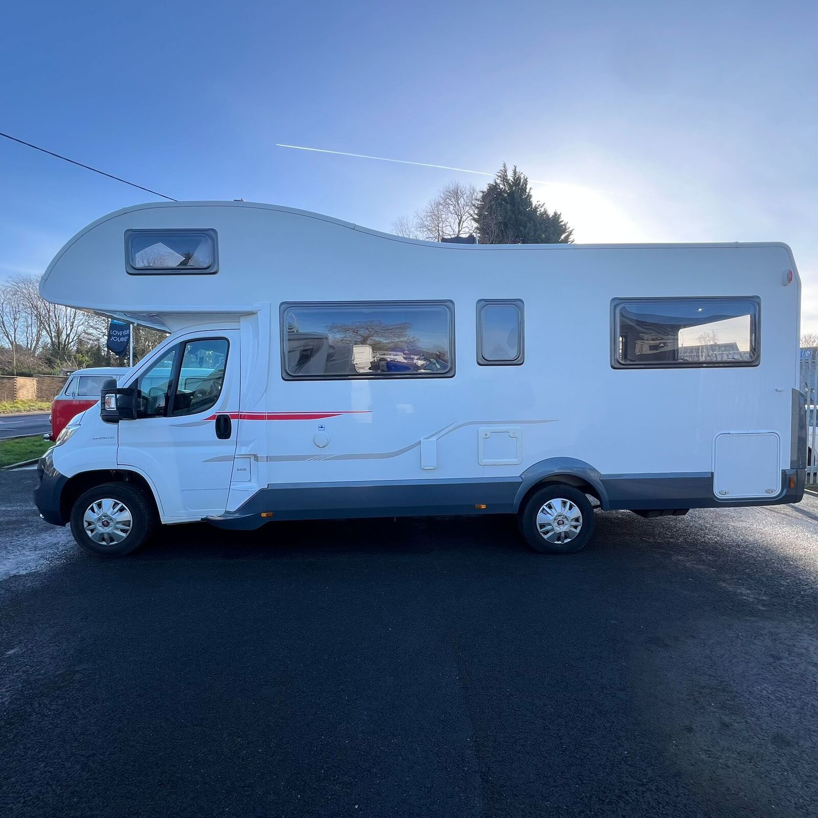 2015 Roller Team Auto Roller 746 6 Berth Motorhome