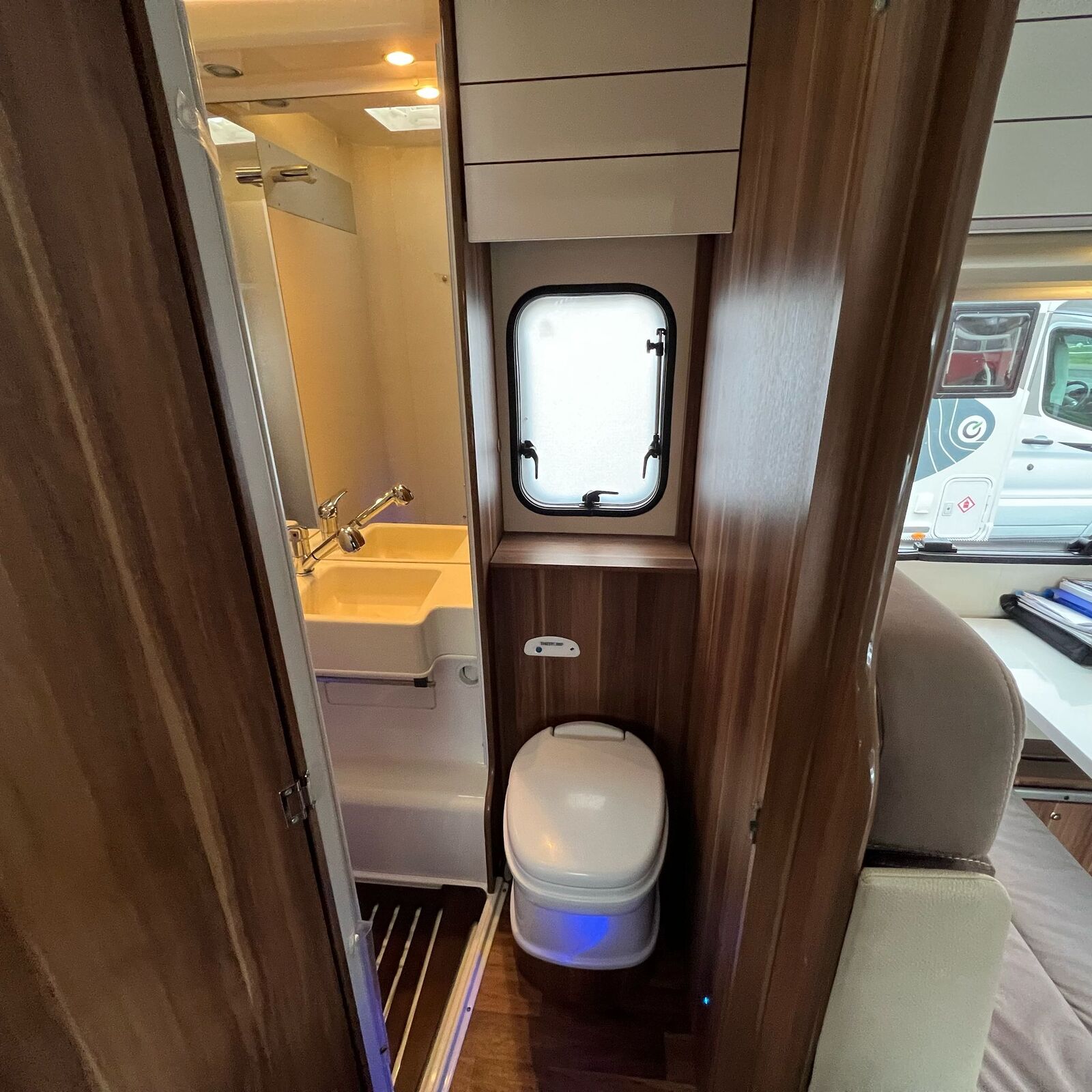 2015 Roller Team Auto Roller 746 6 Berth Motorhome