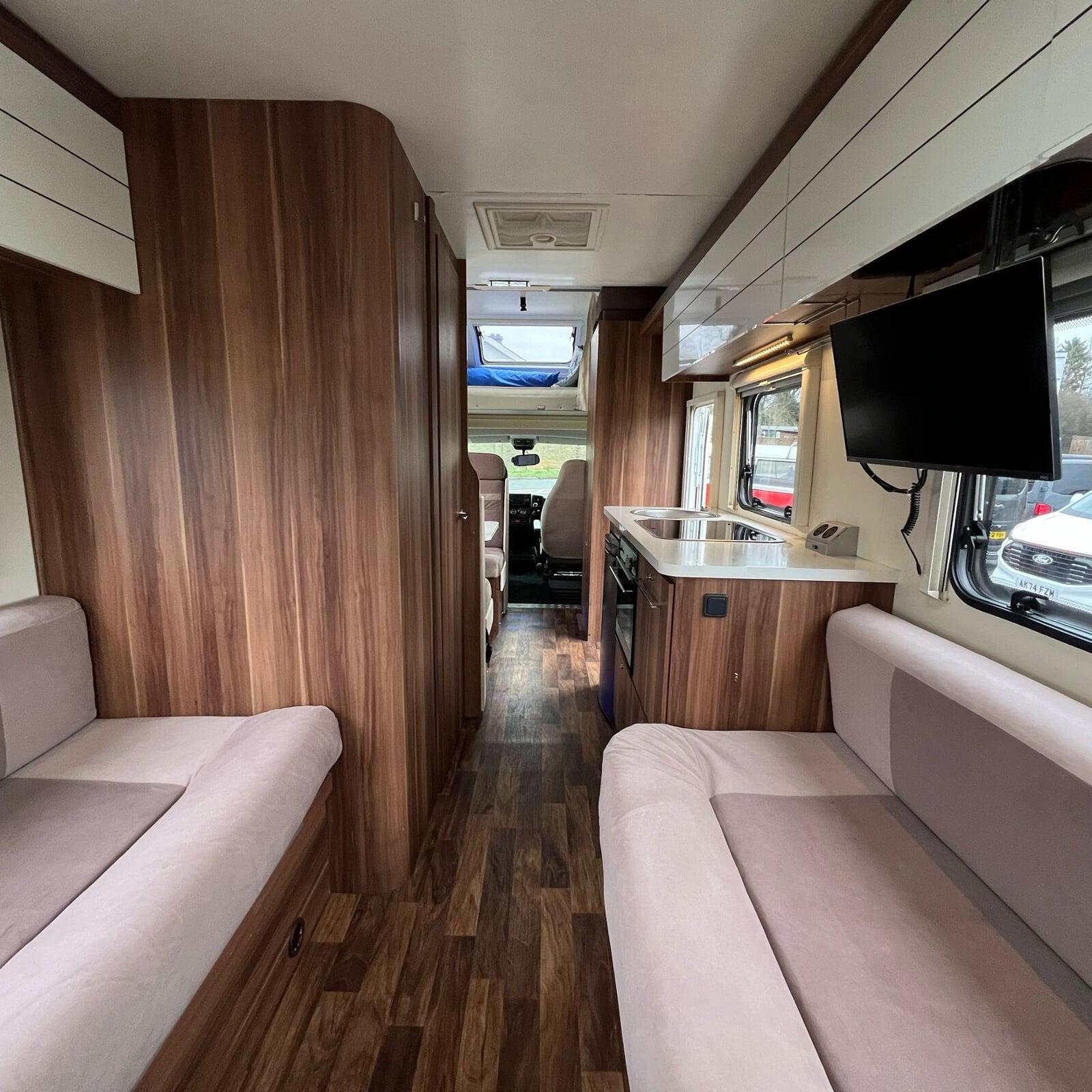2015 Roller Team Auto Roller 746 6 Berth Motorhome