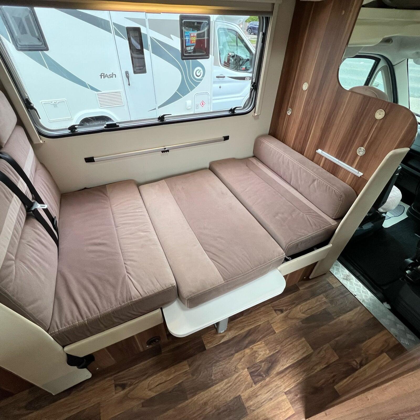 2015 Roller Team Auto Roller 746 6 Berth Motorhome