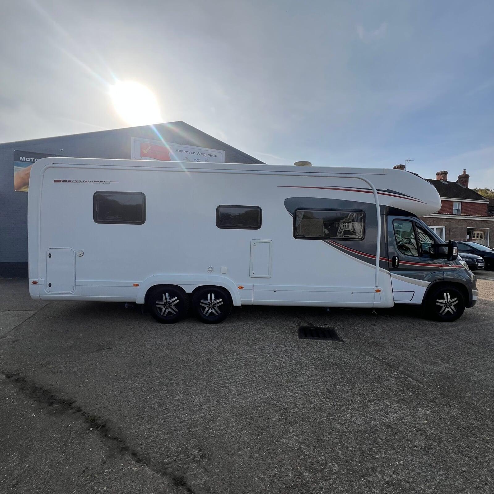 2016 Auto Trail Comanche Tri Axle 6 berth 6 belted Motorhome