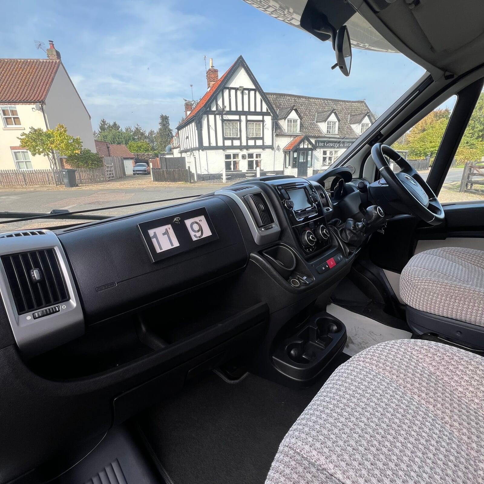 2016 Auto Trail Comanche Tri Axle 6 berth 6 belted Motorhome