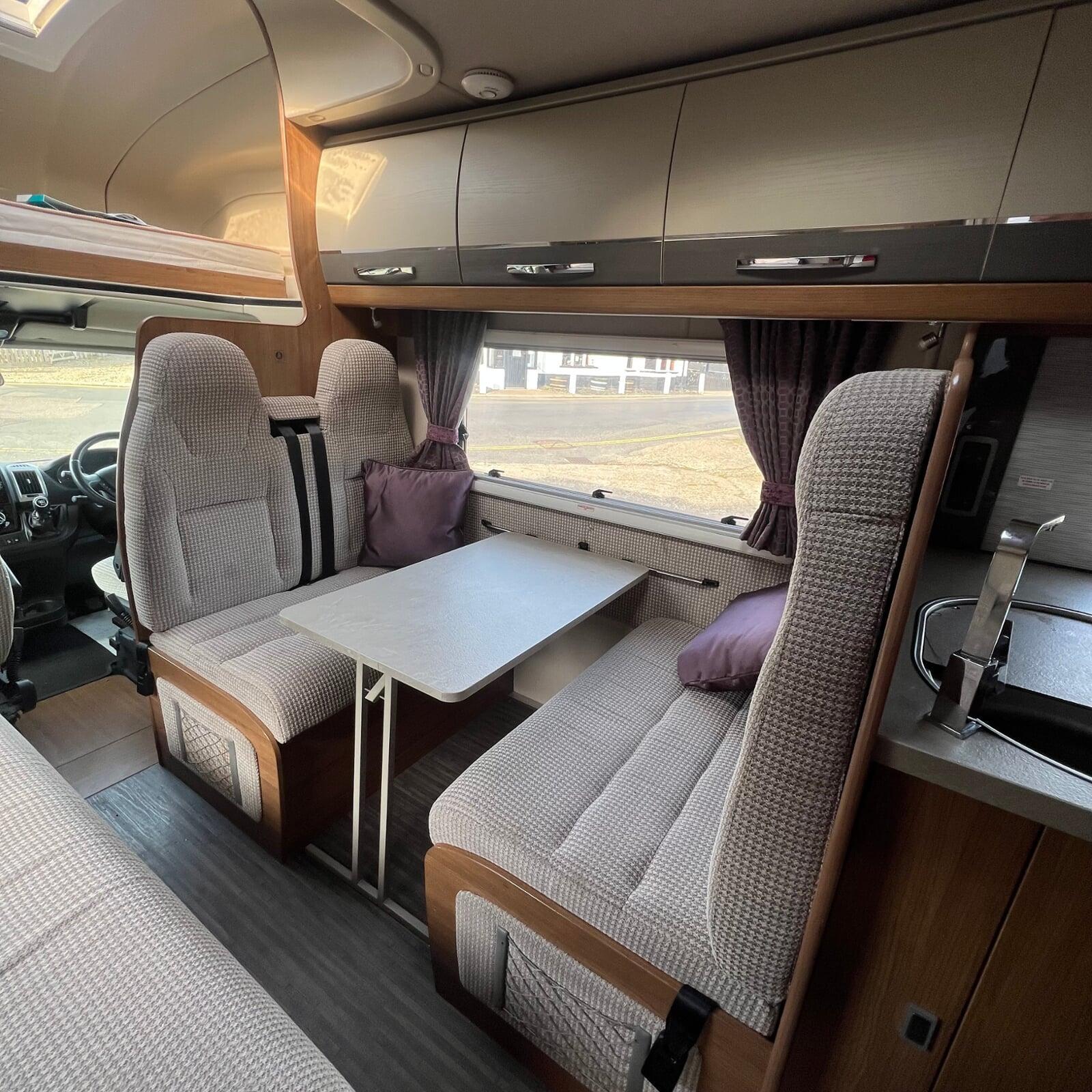 2016 Auto Trail Comanche Tri Axle 6 berth 6 belted Motorhome