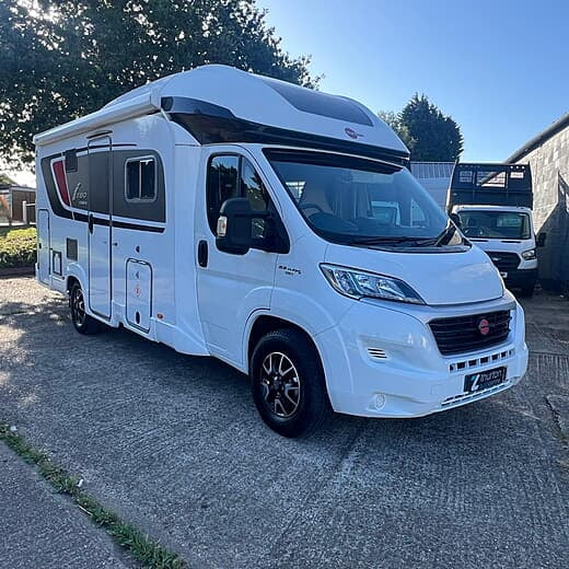 2017 BURSTNER IXEO IT 680 G 4 Berth Coach Built Motorhome