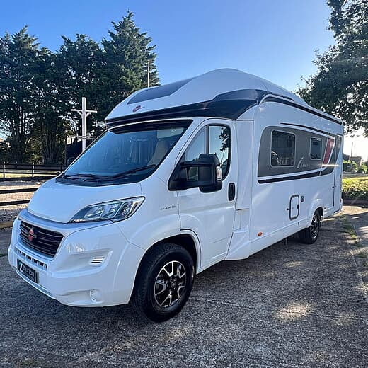 2017 BURSTNER IXEO IT 680 G 4 Berth Coach Built Motorhome