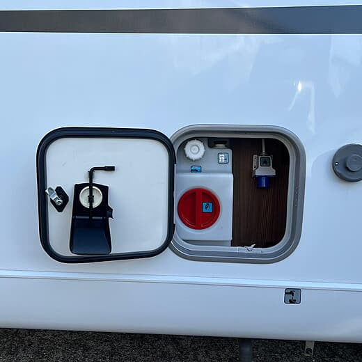 2017 BURSTNER IXEO IT 680 G 4 Berth Coach Built Motorhome