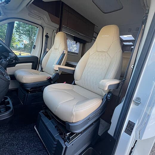 2017 BURSTNER IXEO IT 680 G 4 Berth Coach Built Motorhome