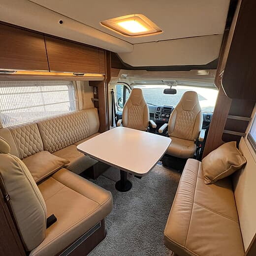 2017 BURSTNER IXEO IT 680 G 4 Berth Coach Built Motorhome