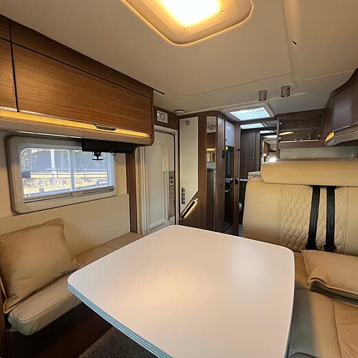 2017 BURSTNER IXEO IT 680 G 4 Berth Coach Built Motorhome