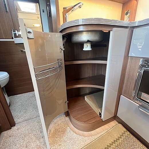 2017 BURSTNER IXEO IT 680 G 4 Berth Coach Built Motorhome