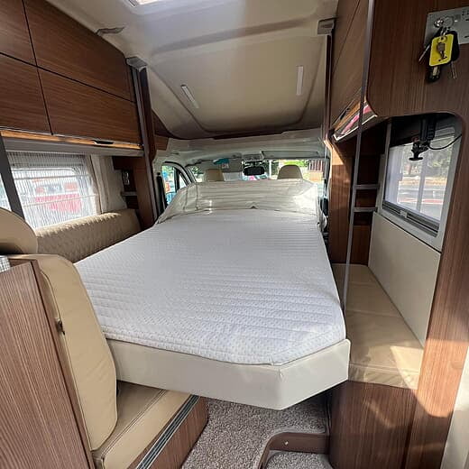 2017 BURSTNER IXEO IT 680 G 4 Berth Coach Built Motorhome