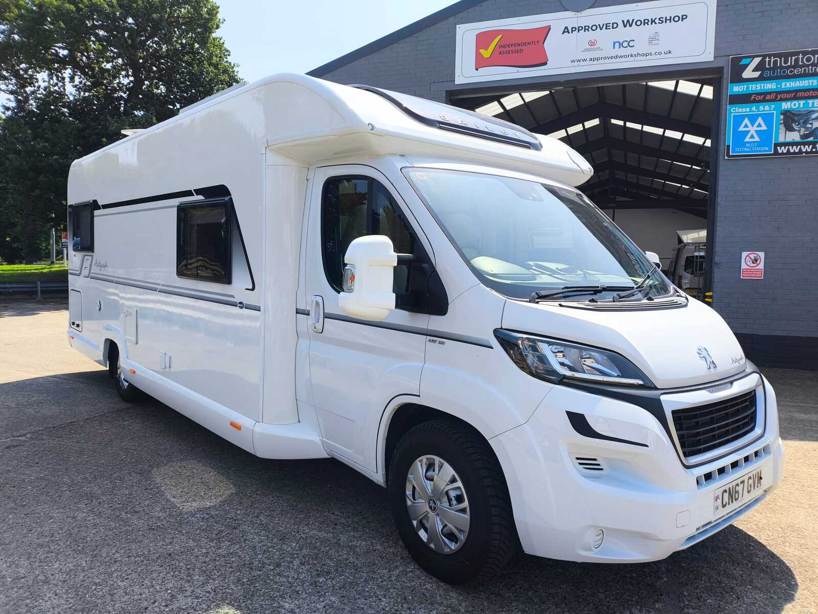 2017 Bailey Autograph 79-6 6 Berth 6 Belted Motorhome