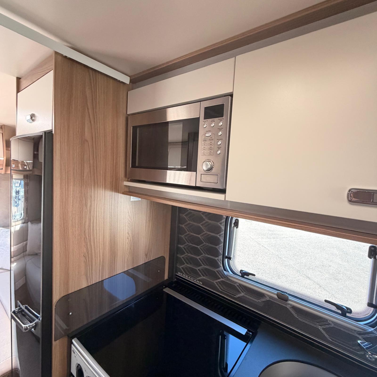 2018 Swift Bessacarr 596 6 berth 6 belted Automatic