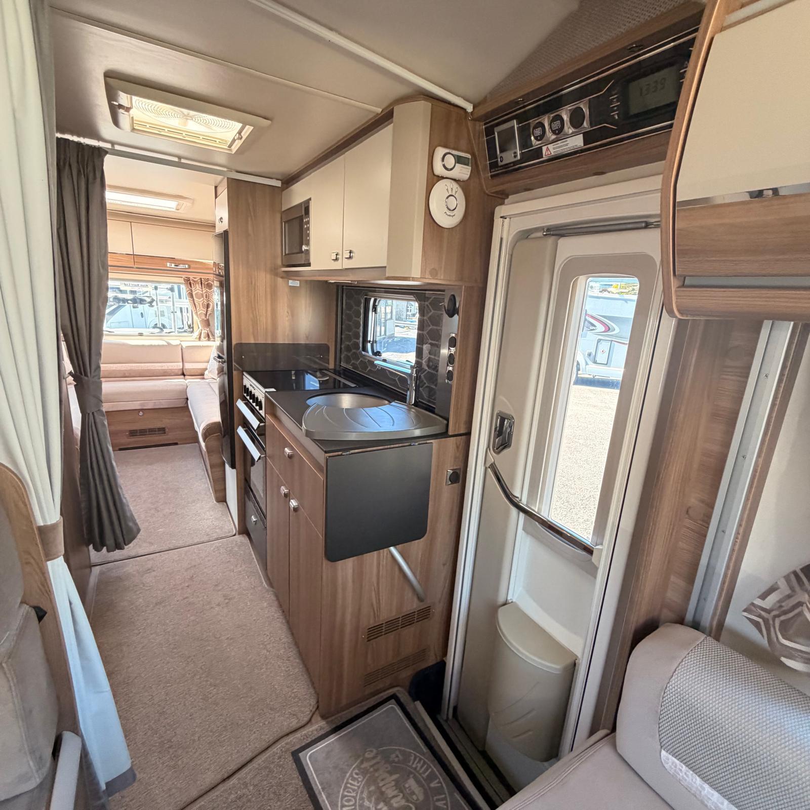 2018 Swift Bessacarr 596 6 berth 6 belted Automatic