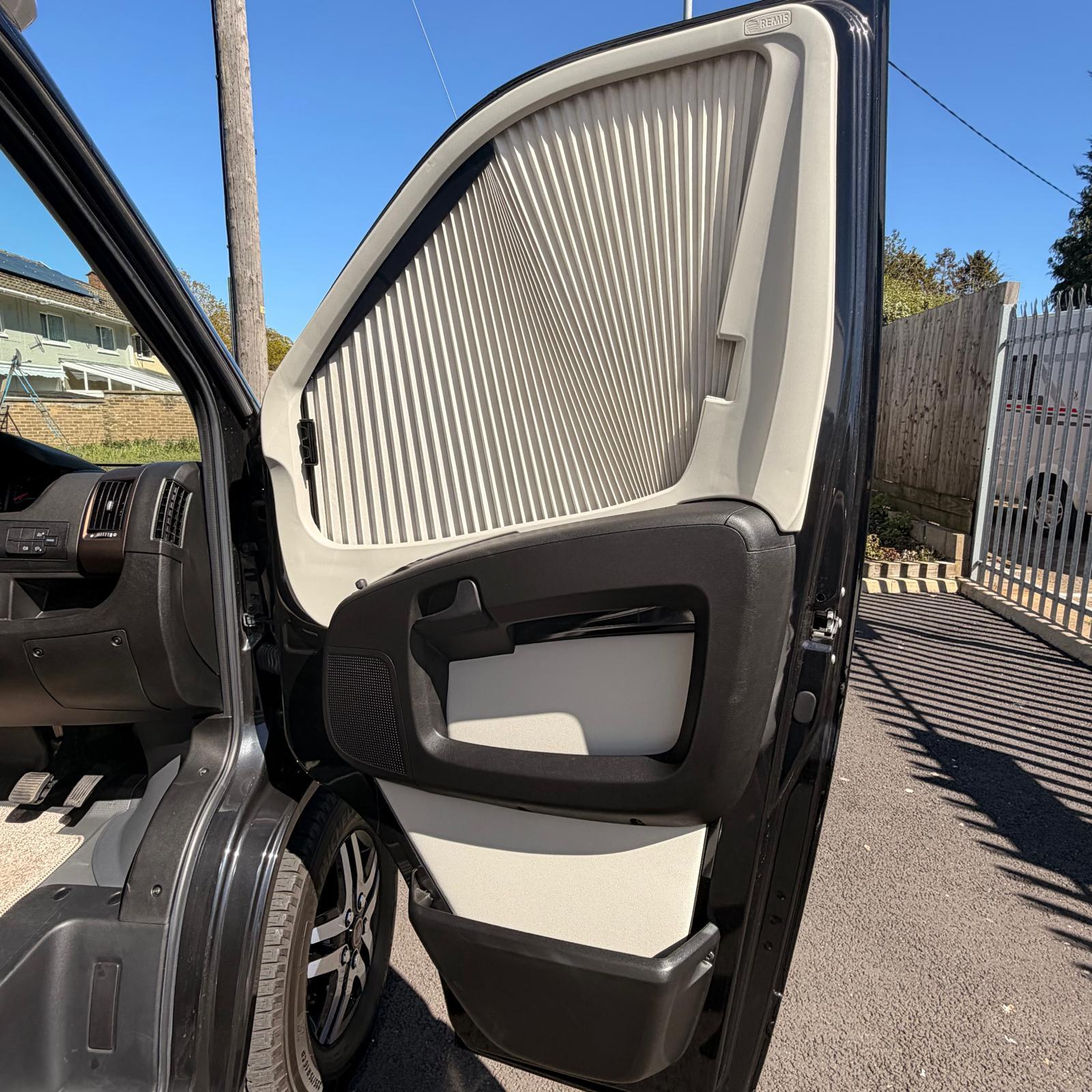 2018 Swift Bessacarr 596 6 berth 6 belted Automatic