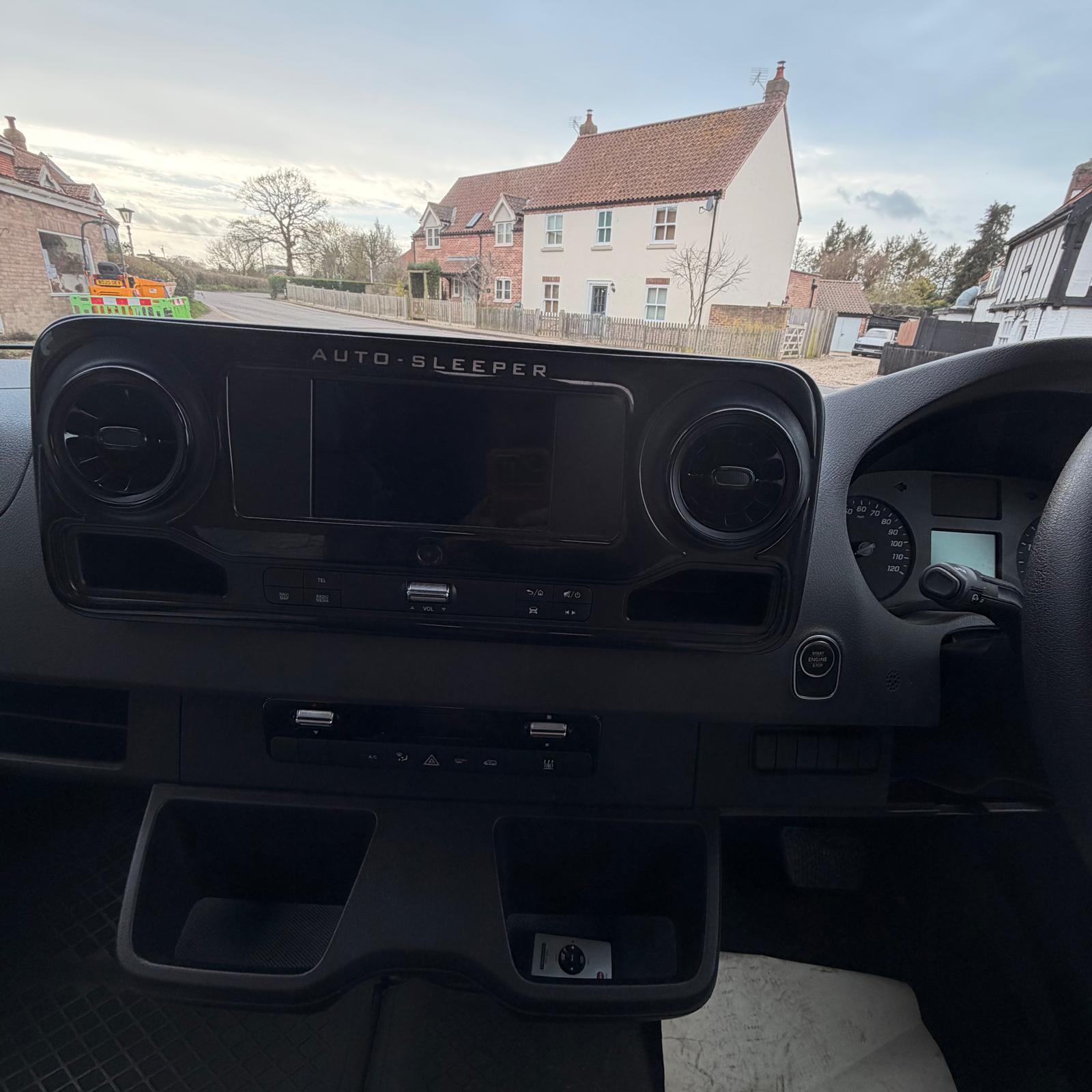 2019 Auto-Sleeper Malvern Automatic 4 Berth 4 Belted Motorhome