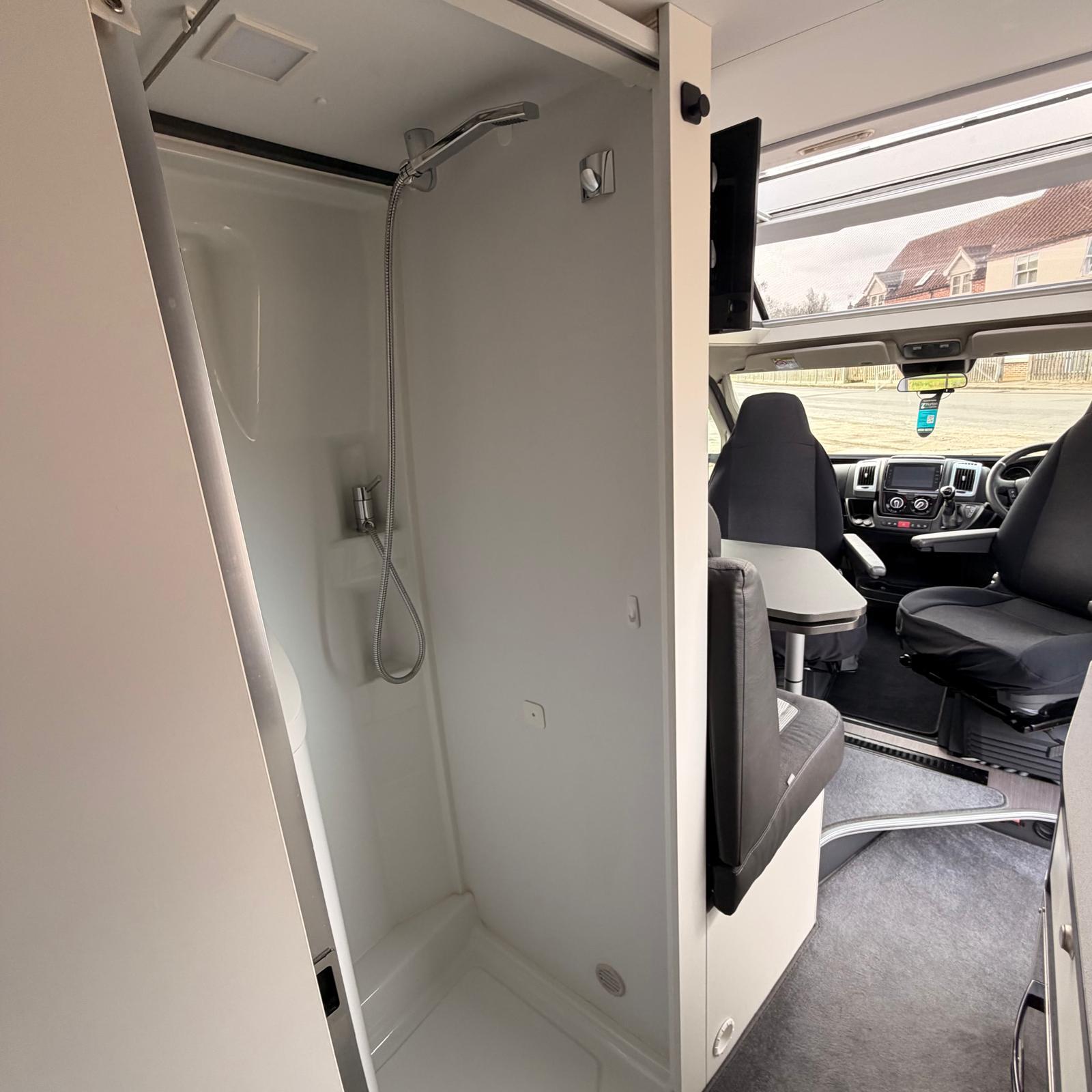 2021 Adria Twin Supreme 640 SLB A EA21 BFV