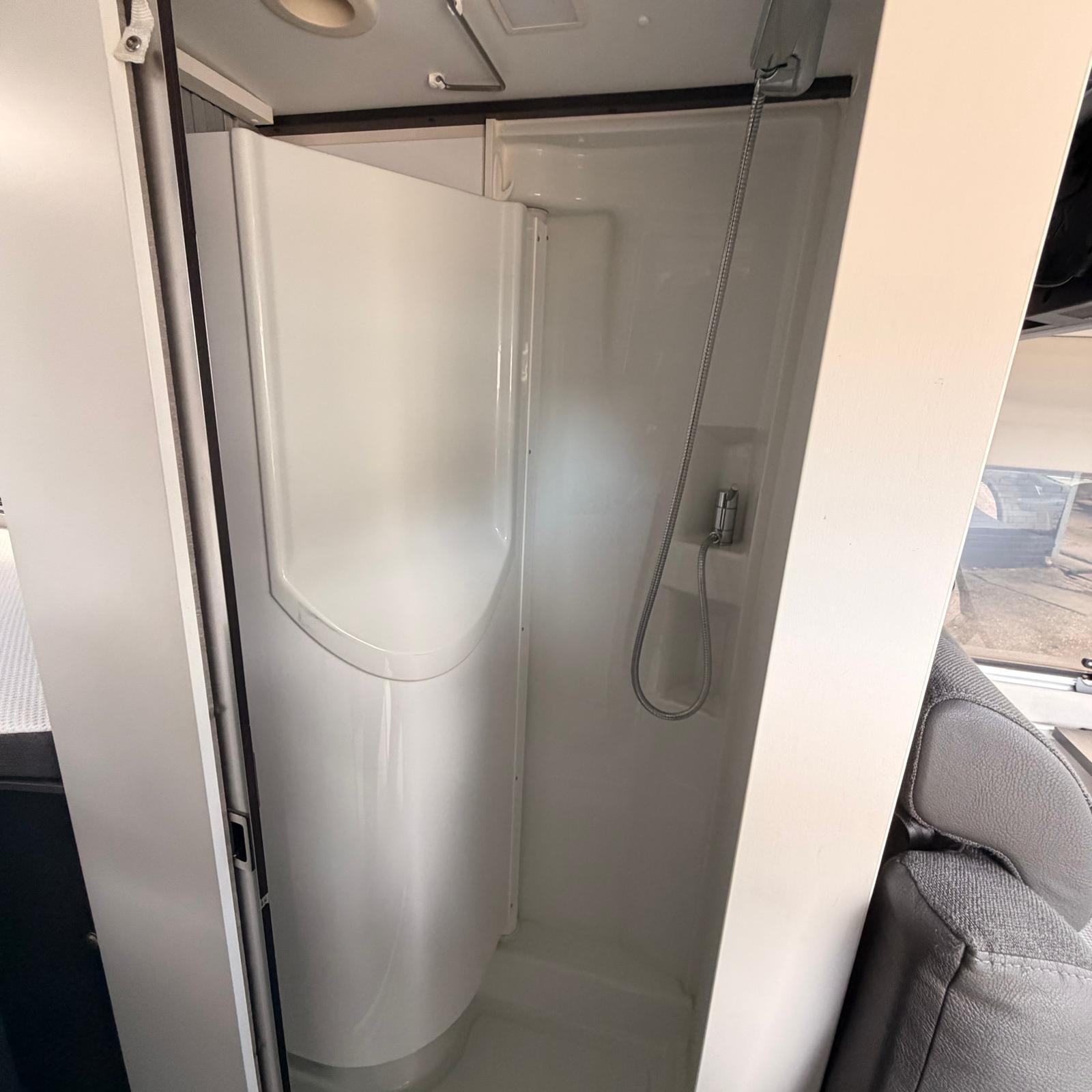 2021 Adria Twin Supreme 640 SLB A EA21 BFV