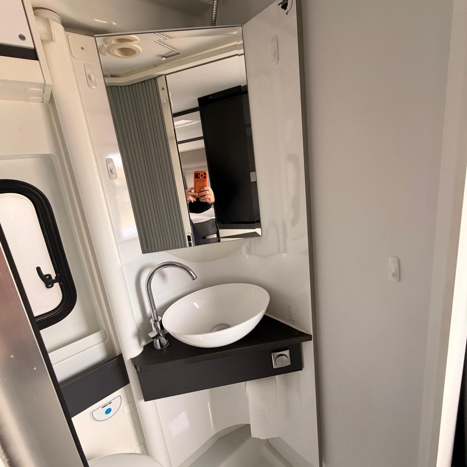 2021 Adria Twin Supreme 640 SLB A EA21 BFV