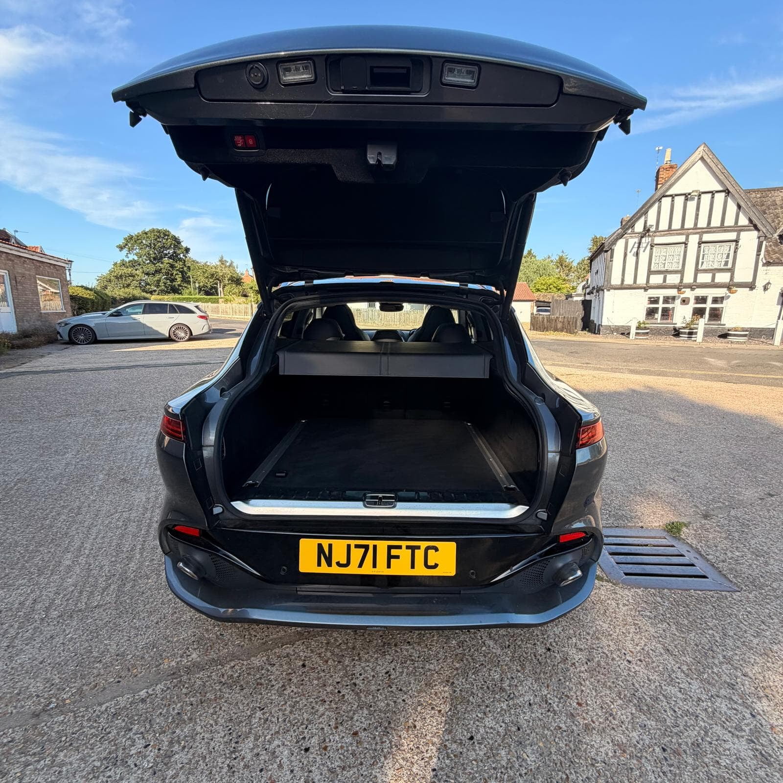 2021 Aston Martin DBX For sale