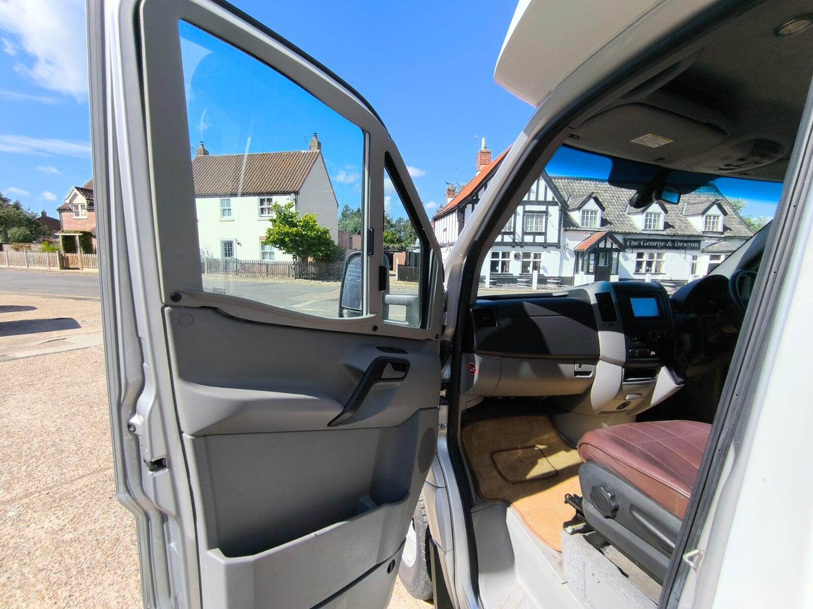 2010 IH J500 Mercedes Sprinter 2 berth 2 belted Motorhome