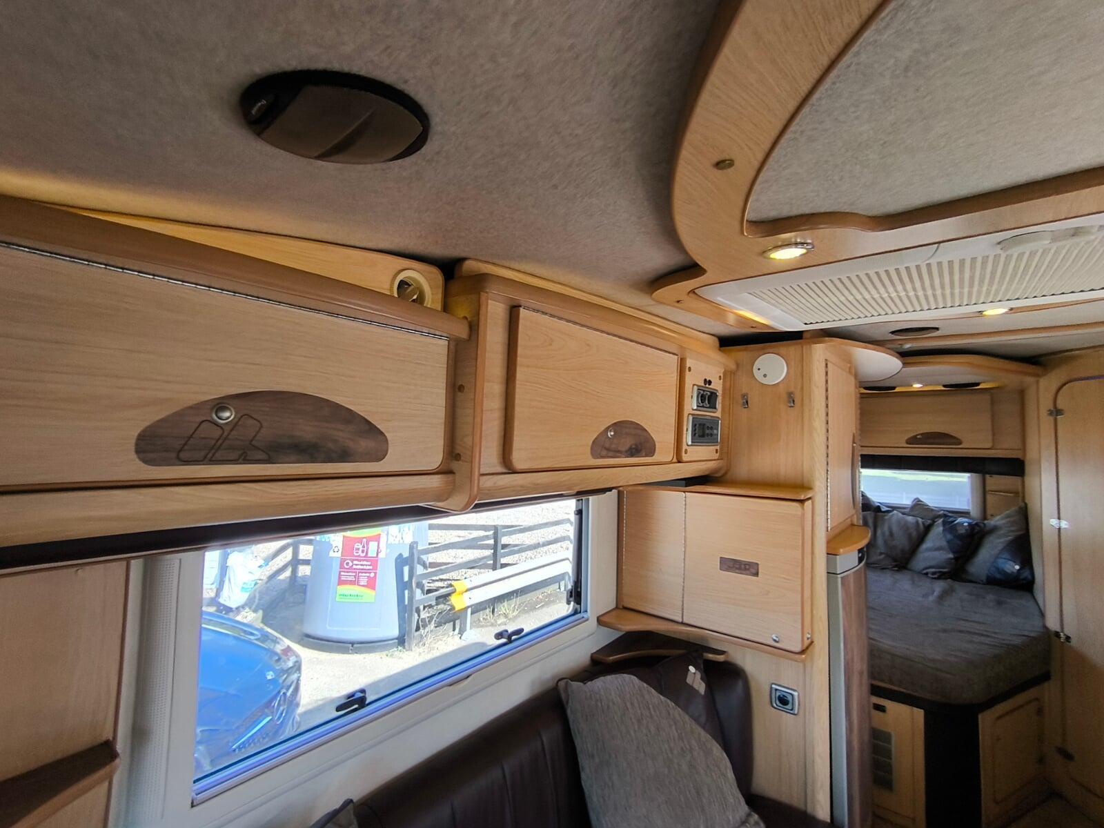 2010 IH J500 Mercedes Sprinter 2 berth 2 belted Motorhome