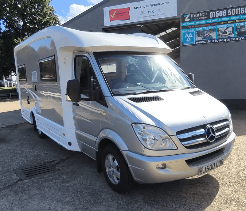 2010 IH J500 Mercedes Sprinter 2 berth 2 belted Motorhome