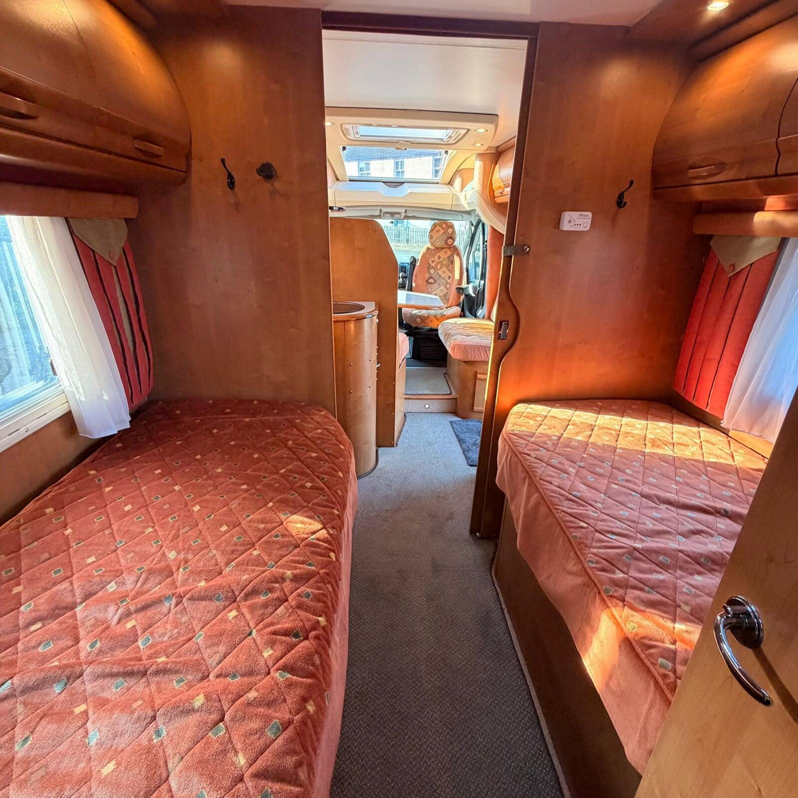 2008 Rapido 7065 4-Berth - 4 Belted Motorhome