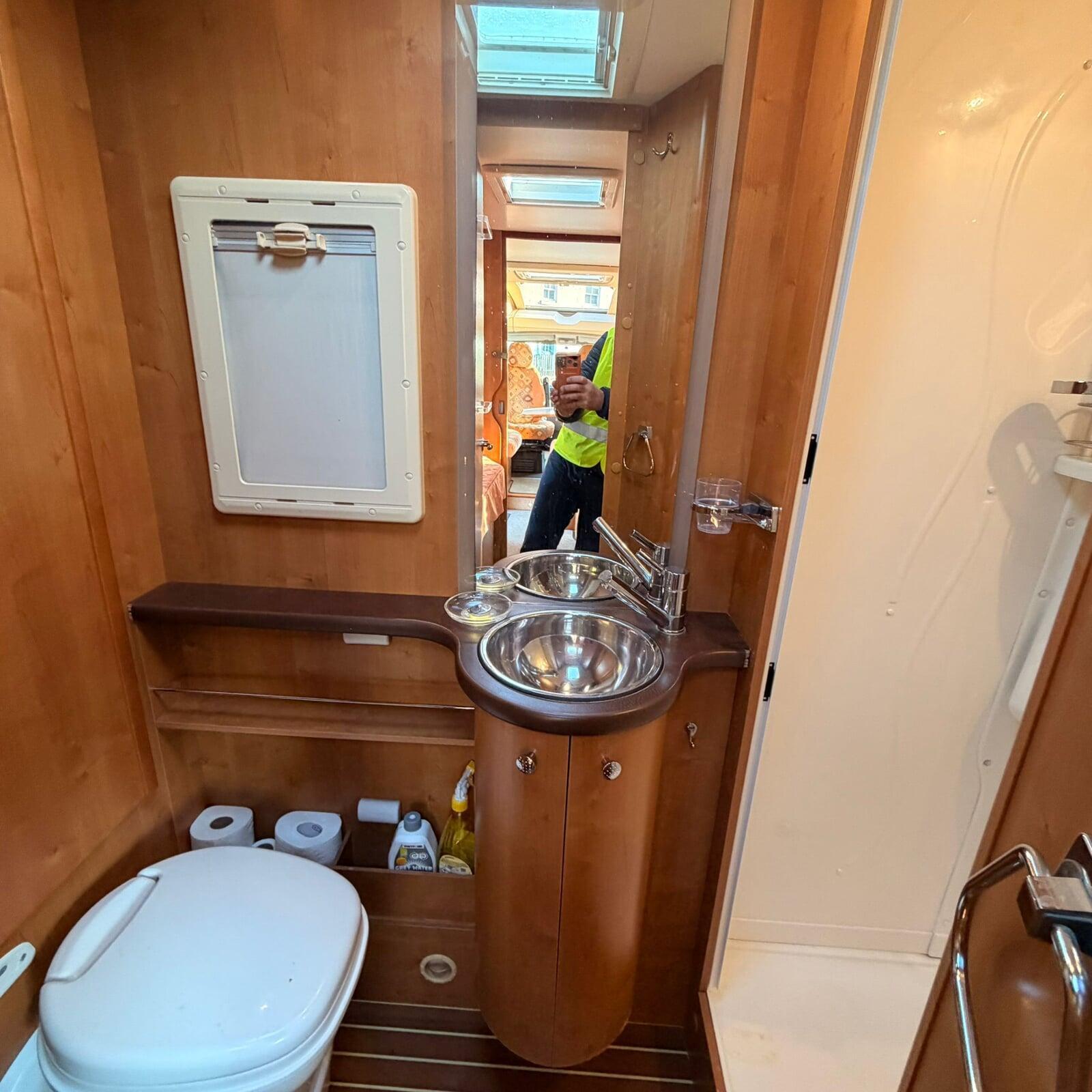 2008 Rapido 7065 4-Berth - 4 Belted Motorhome