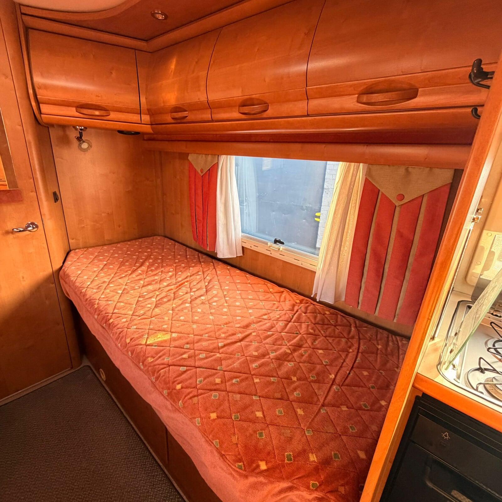 2008 Rapido 7065 4-Berth - 4 Belted Motorhome