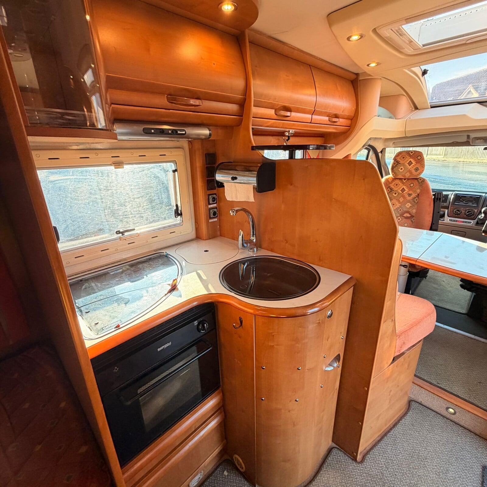 2008 Rapido 7065 4-Berth - 4 Belted Motorhome