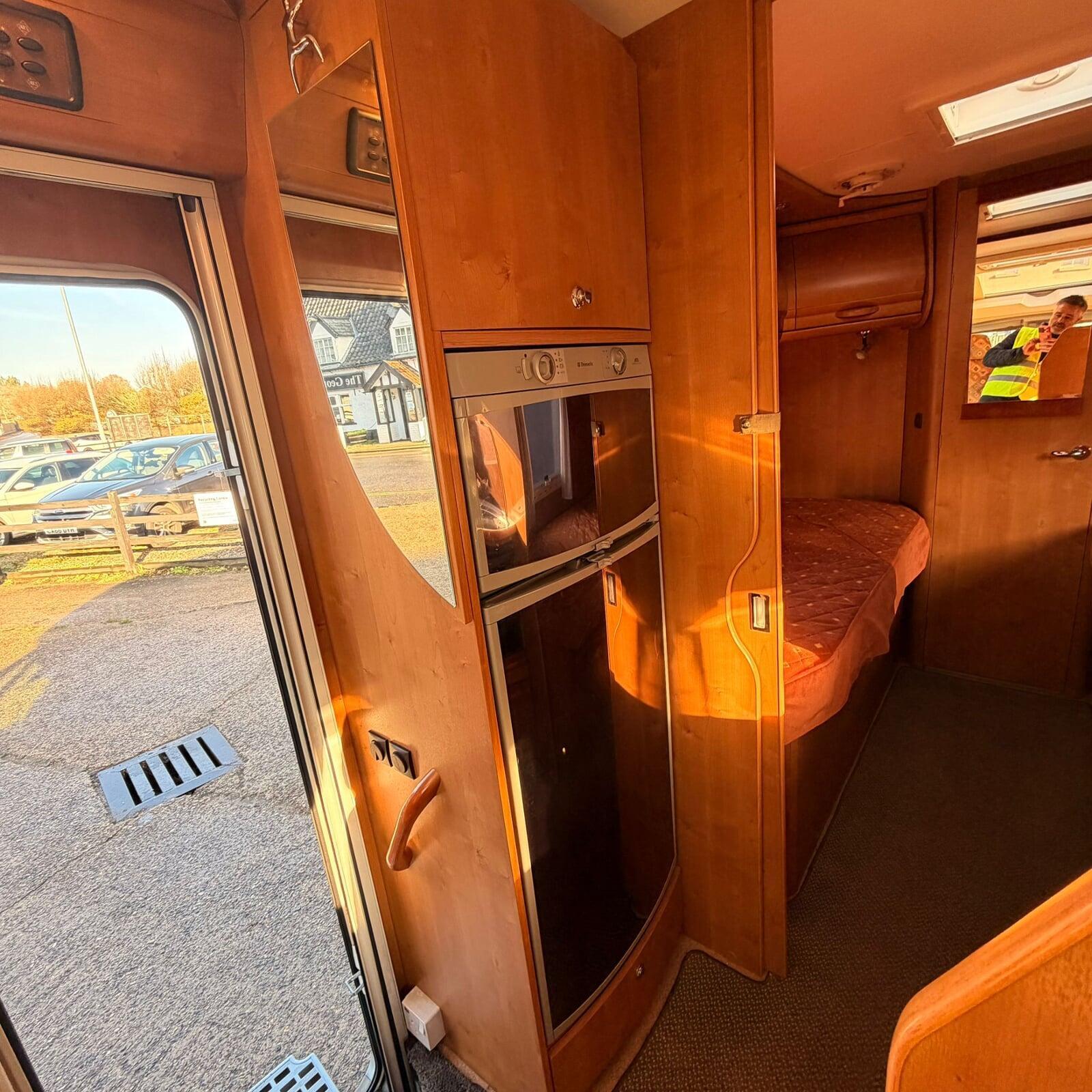 2008 Rapido 7065 4-Berth - 4 Belted Motorhome