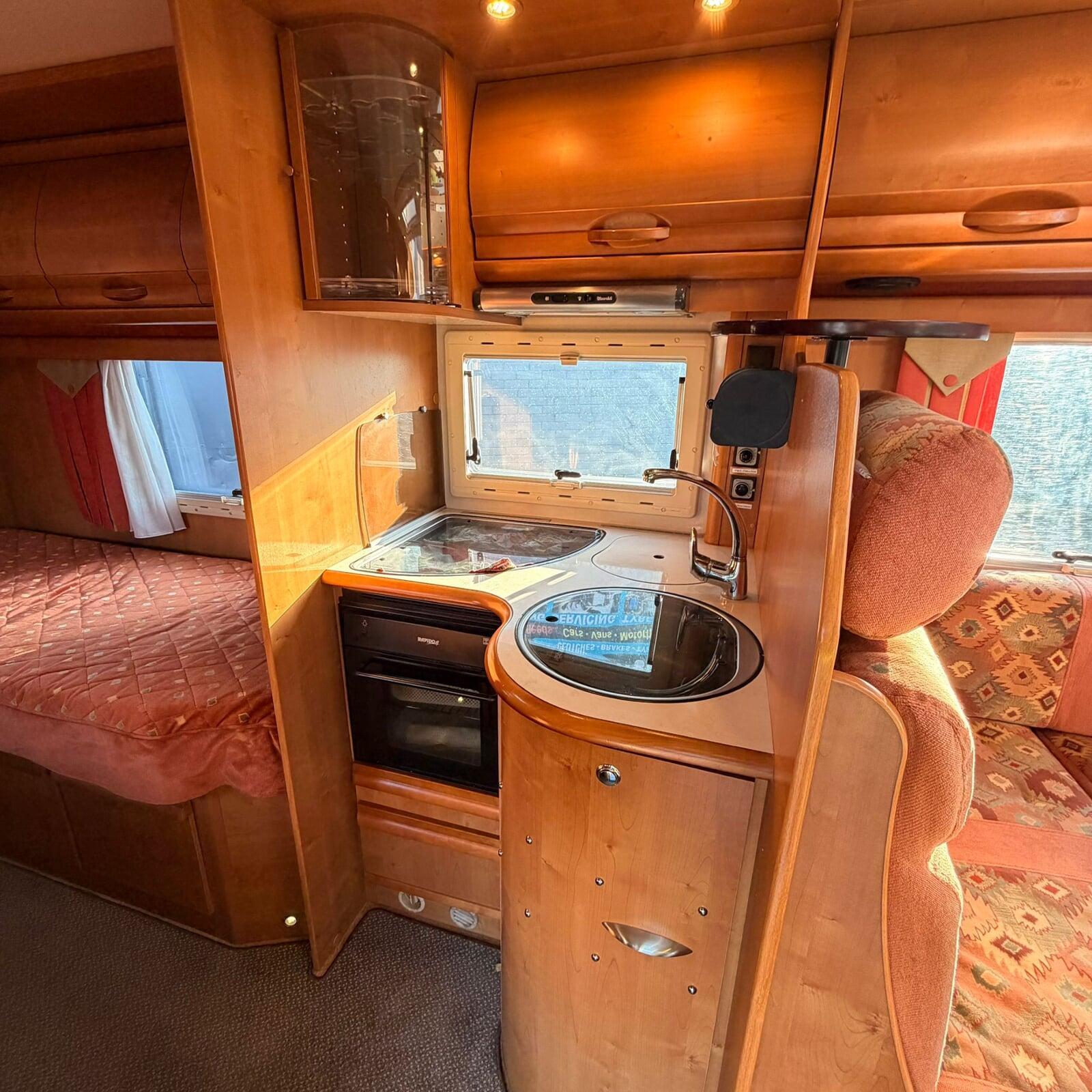 2008 Rapido 7065 4-Berth - 4 Belted Motorhome