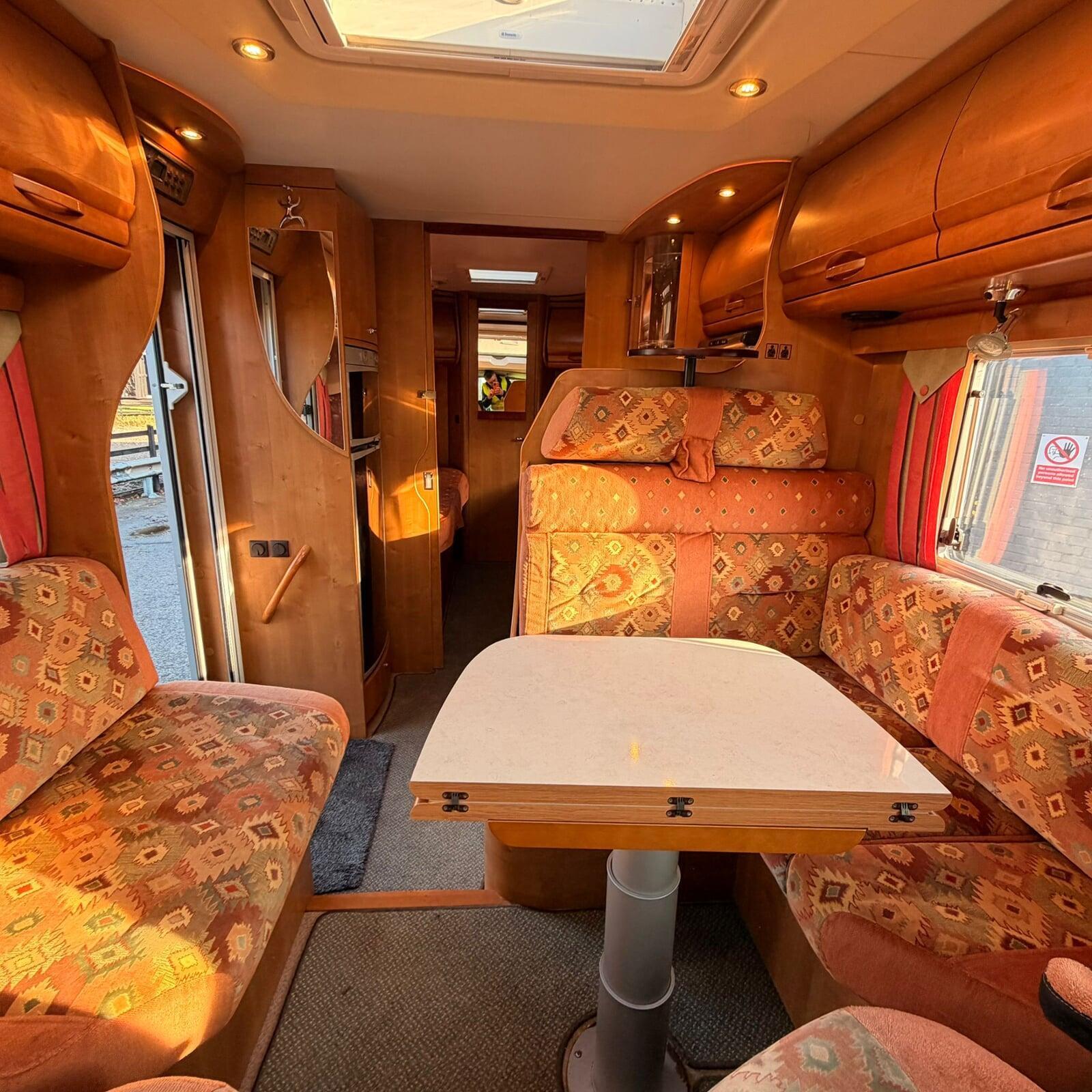 2008 Rapido 7065 4-Berth - 4 Belted Motorhome