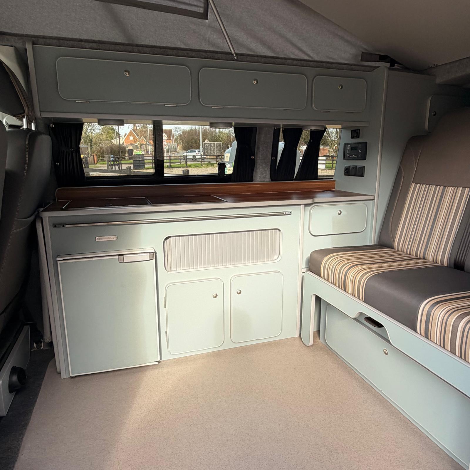 2021 Volkswagen Transporter T28 2 0 TD 4 Berth 5 Belted Camper King Conversion